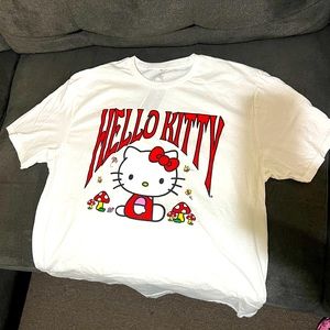 ⭐️SALE⭐️ Official Hello Kitty Graphic Tee Off White Size Large